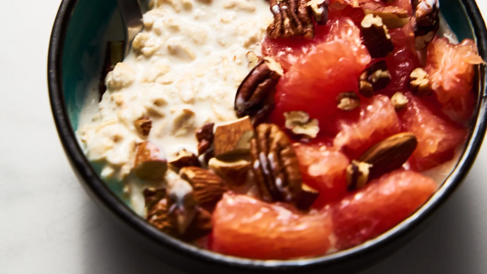 The best time to take a probiotic (and why it matters)