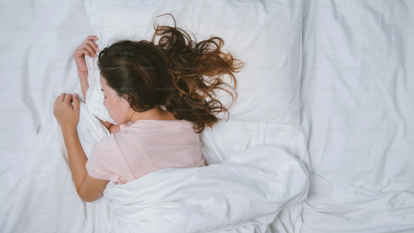How to fall asleep faster: what actually works, ranked