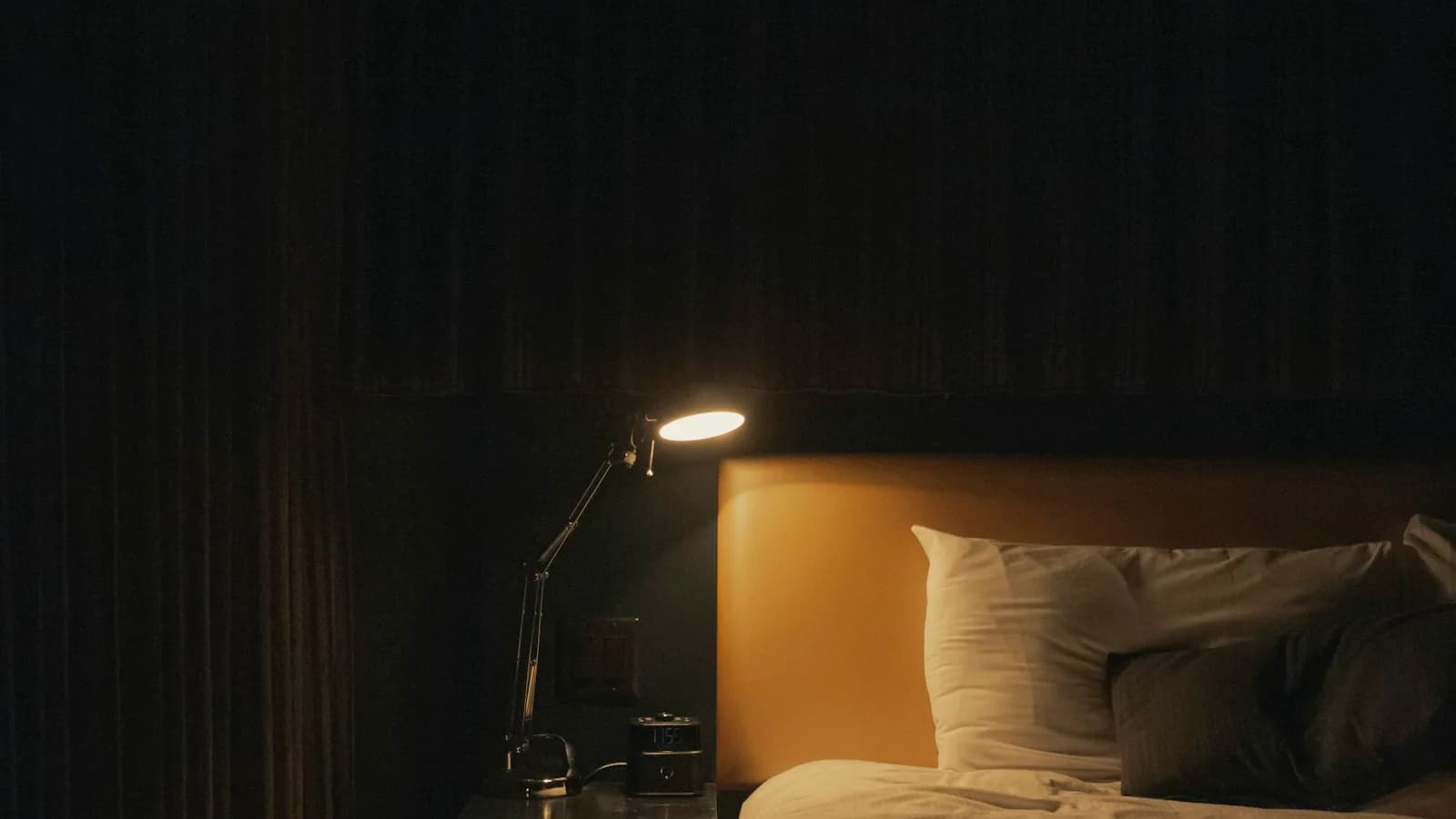 Why can't I sleep? The most common causes and what to fix first